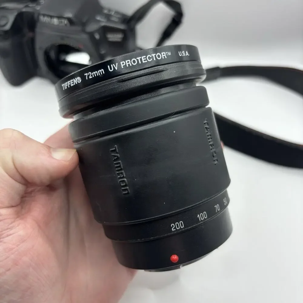 Minolta Maxxum 400si 35mm Film SLR Camera Tamron 28-200mm Lens Case Logic Bag